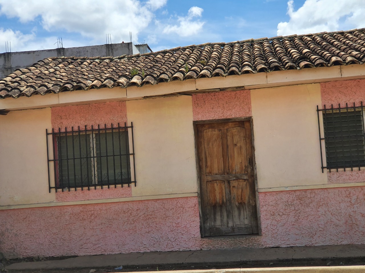 Remate de 2 casas en Danli
